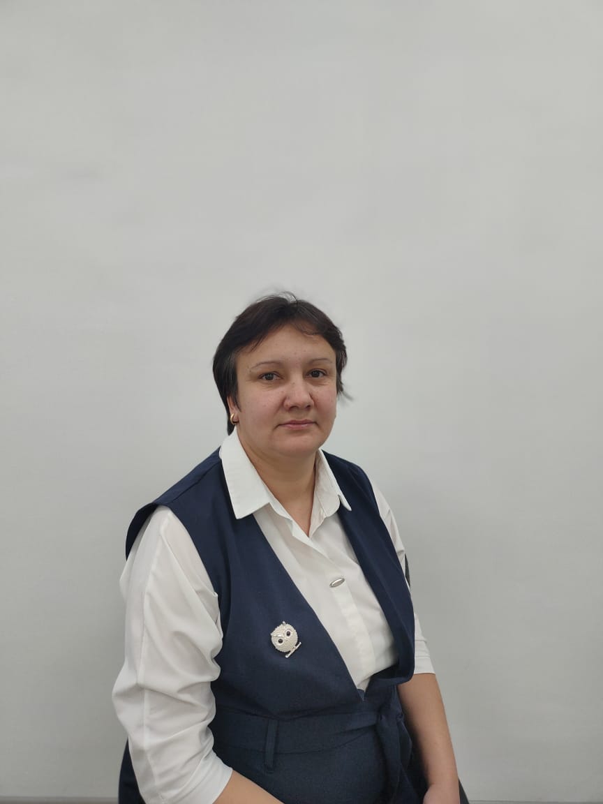 Елизова Юлия Александровна.